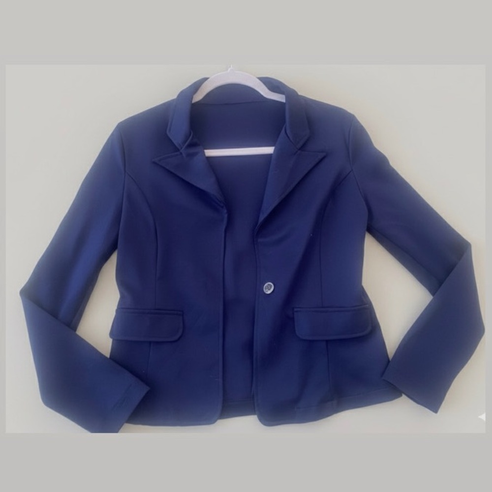 Navy Blue Women’s Blazer – Size Small.
